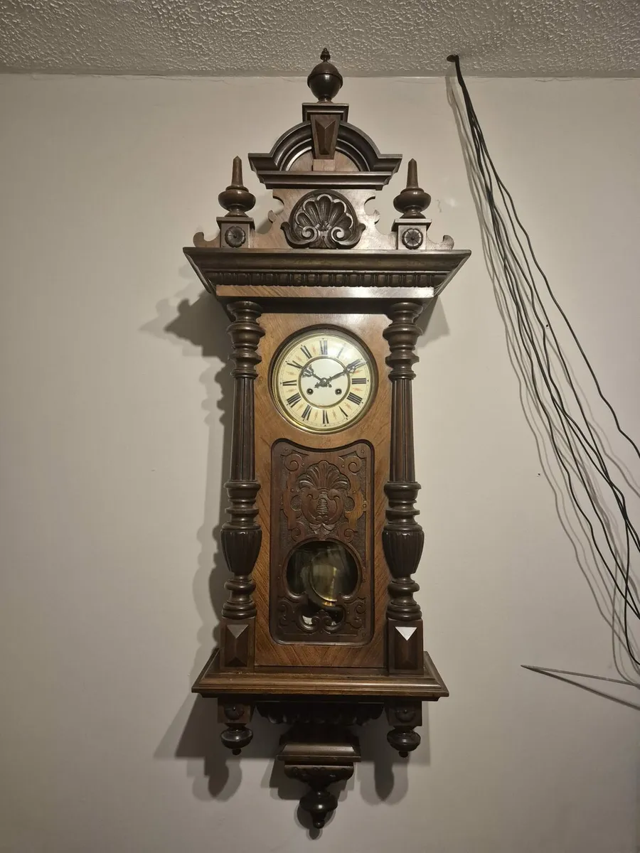 Old clock - Image 2