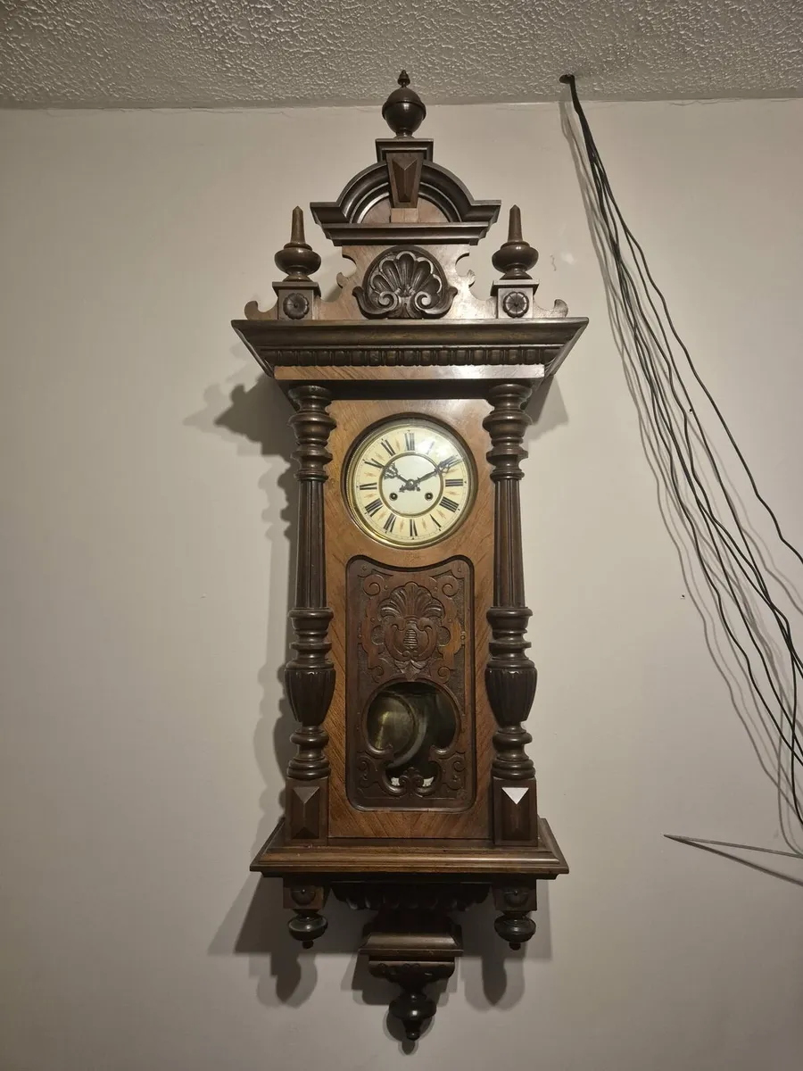 Old clock - Image 3