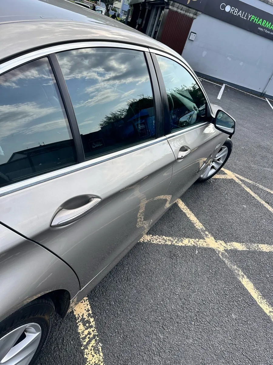 BMW 2012 for sale - Image 1