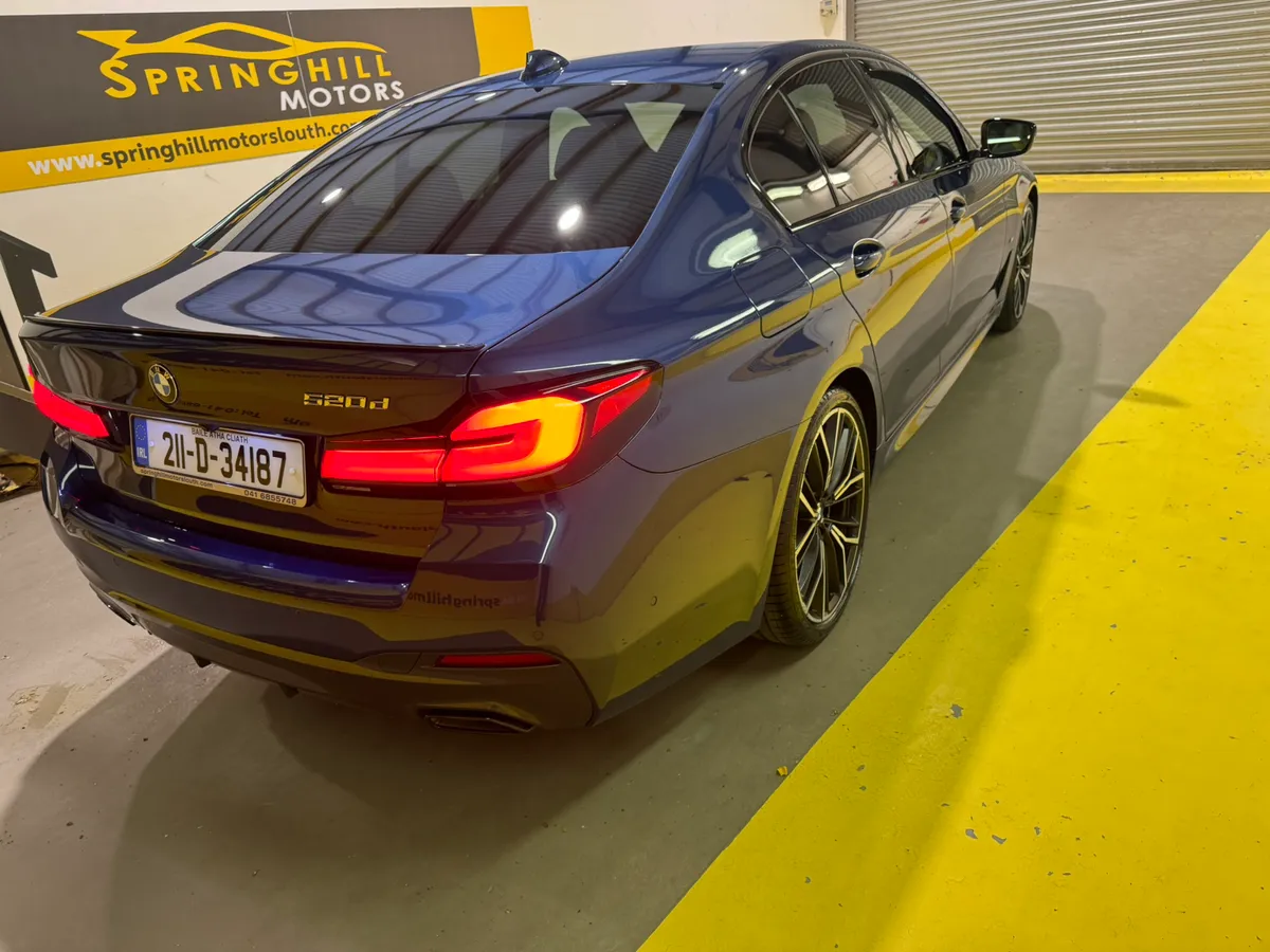 2021 BMW 5-Series 520D M-Sport 190BHP Auto - Image 4