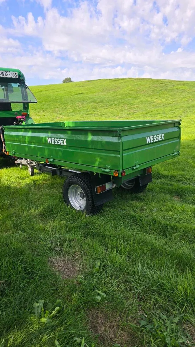 Compact tractor tipping trailer - Image 2