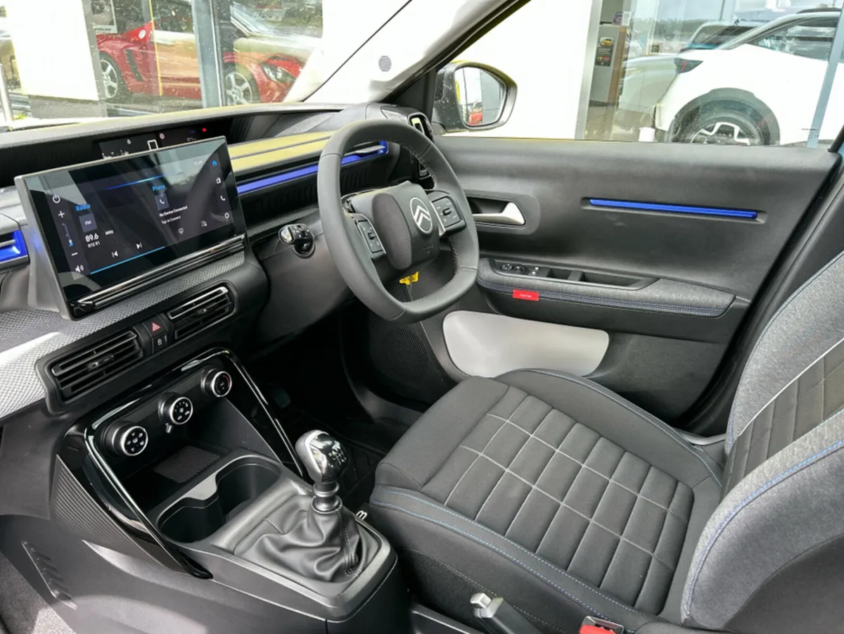 Citroen C3 YOU PURETECH 100 MY20 - Image 3