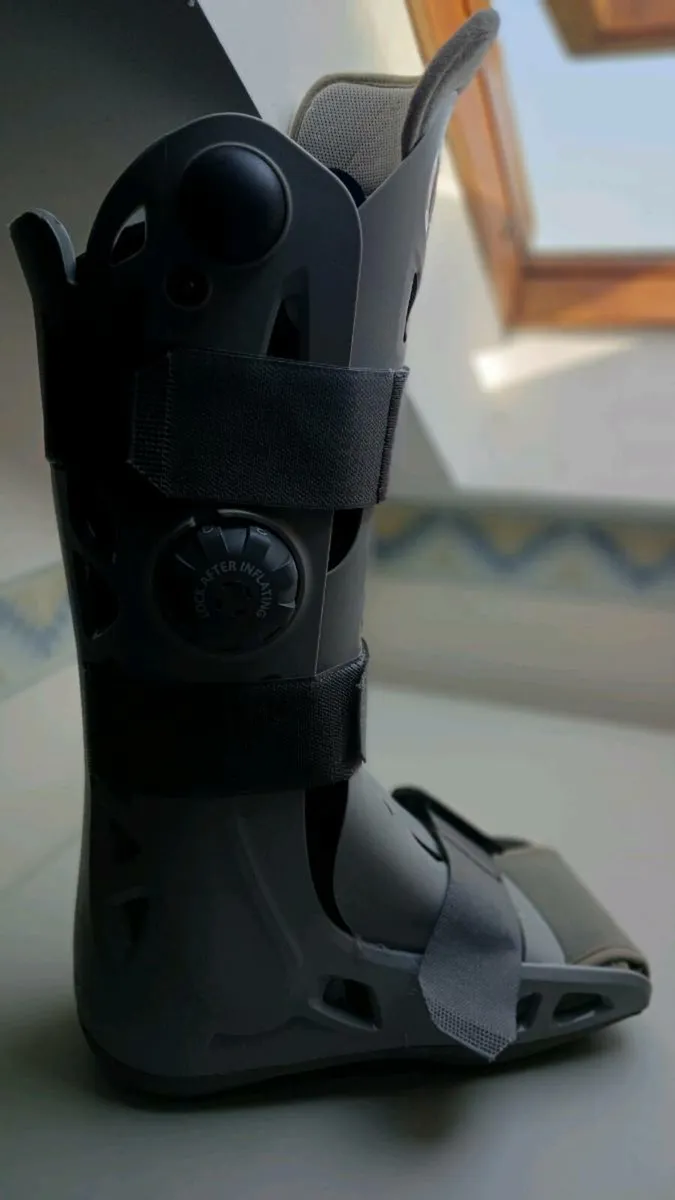 Aircast boot - Medium - Image 3
