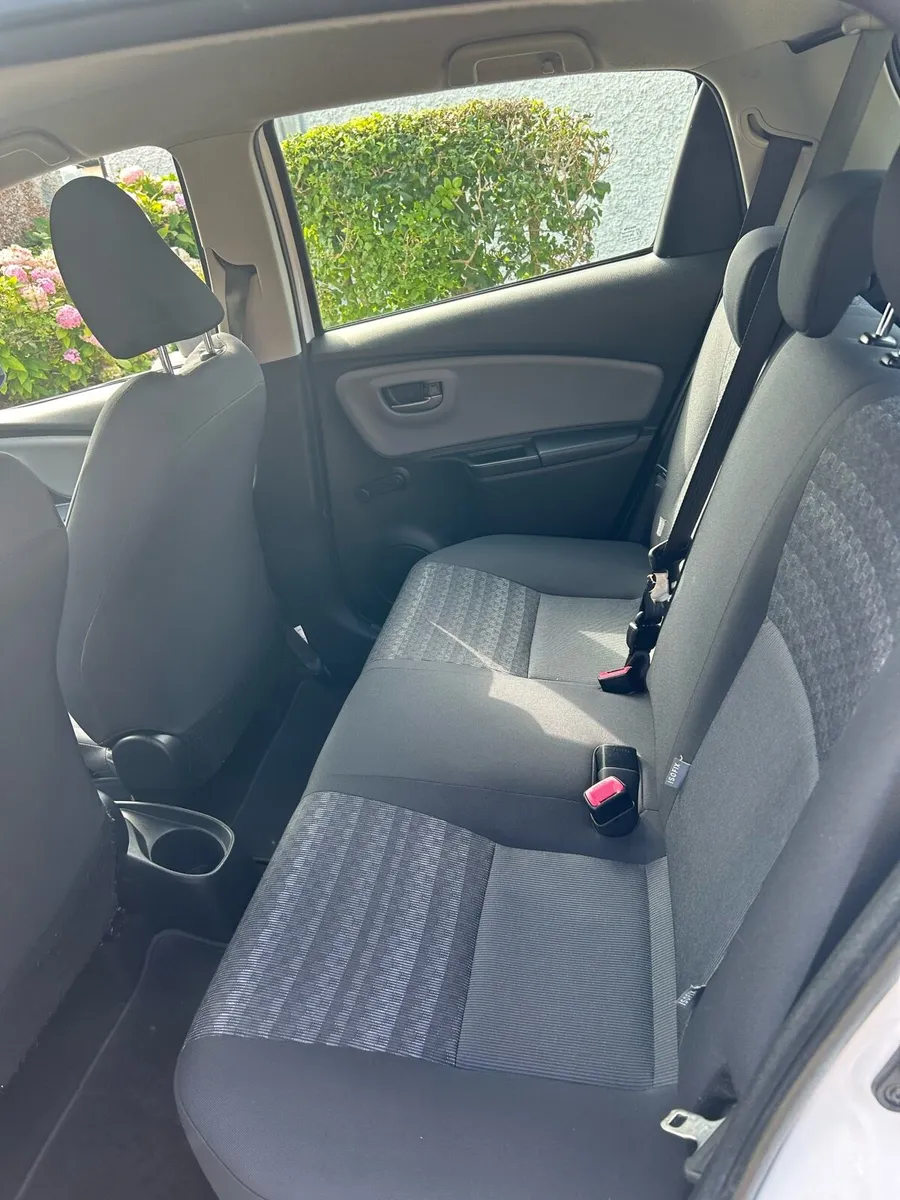 Toyota Yaris - Image 4