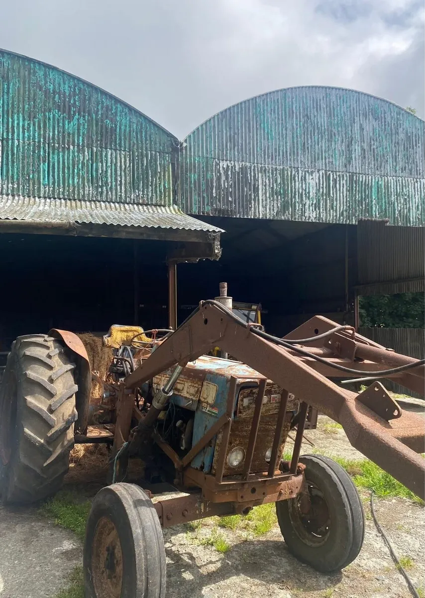 Ford 4000 - Image 1