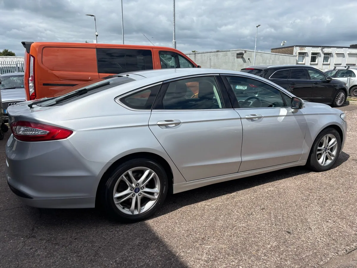 Ford mondeo - Image 4