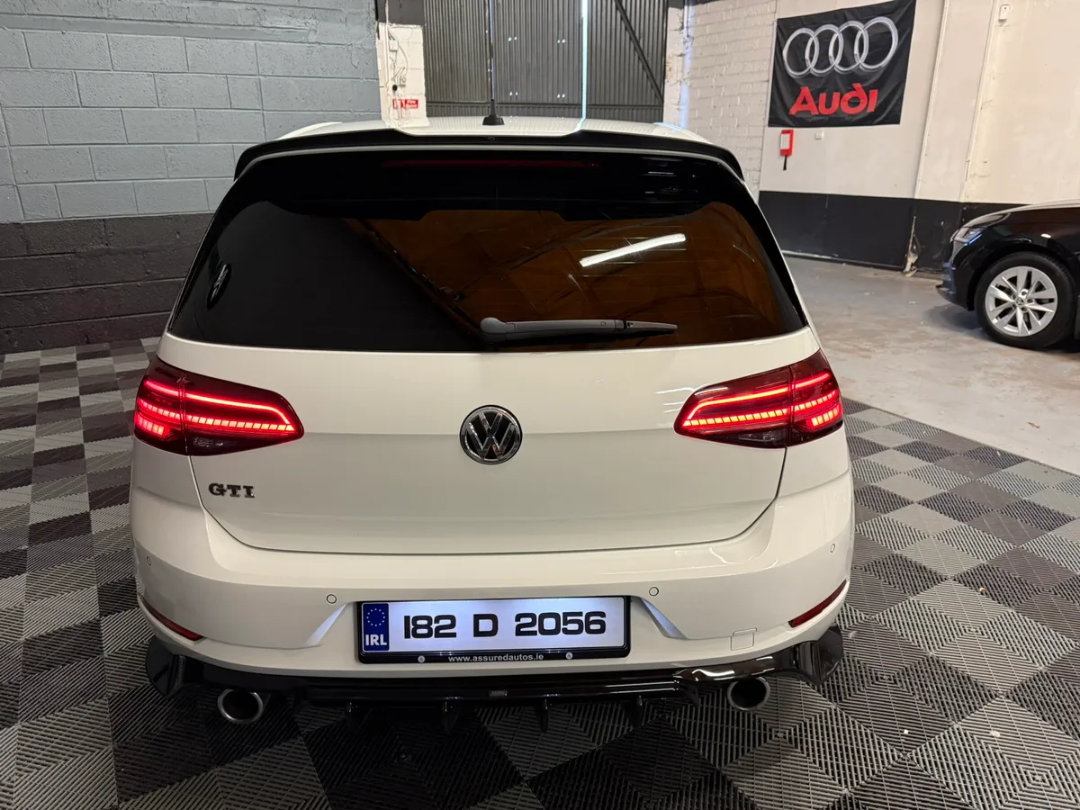 VW Golf 2.0 GTi MK7.5 5 Door - Image 4