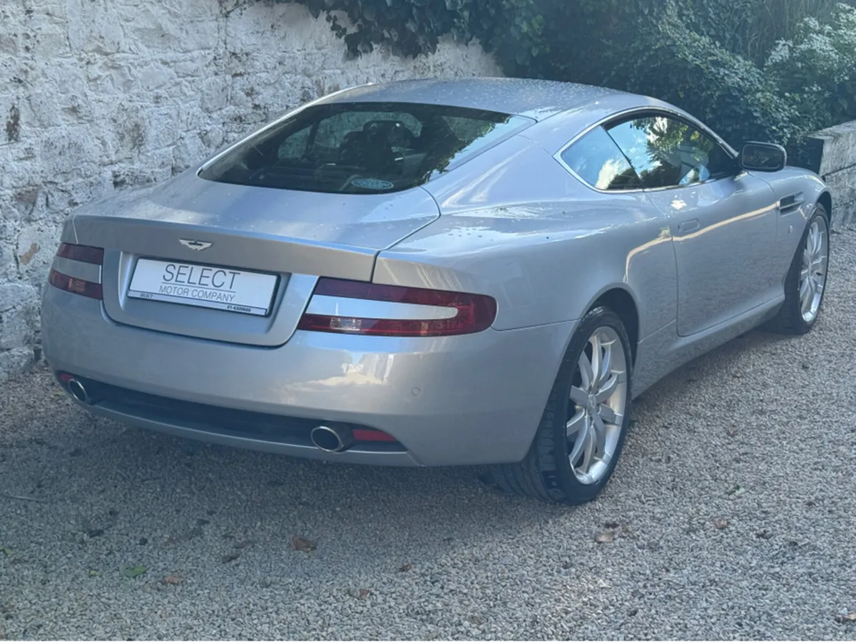 Aston Martin DB9 Coupe - Image 3
