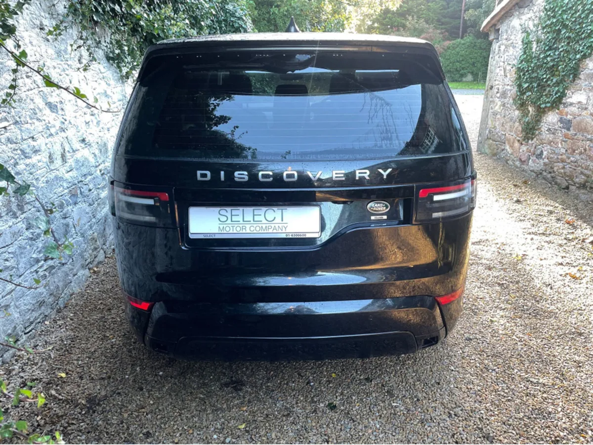 Land Rover Discovery 3.0 SDV6 SE 7 SEAT R DYNAMIC - Image 4