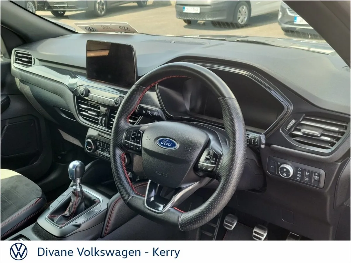 Ford Kuga 1.5 Ecoblue 120PS St-line X - Image 4