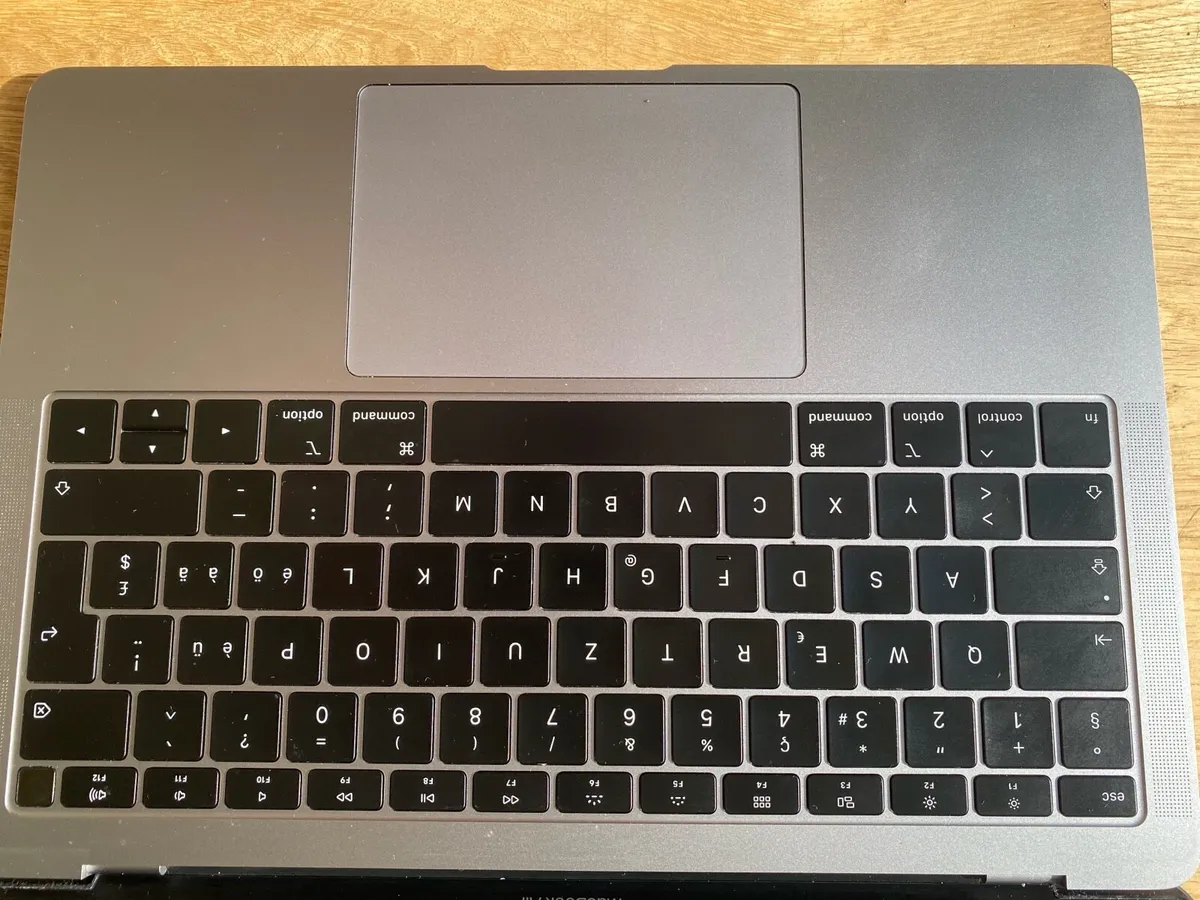 MacBook Air 2018 - Image 3
