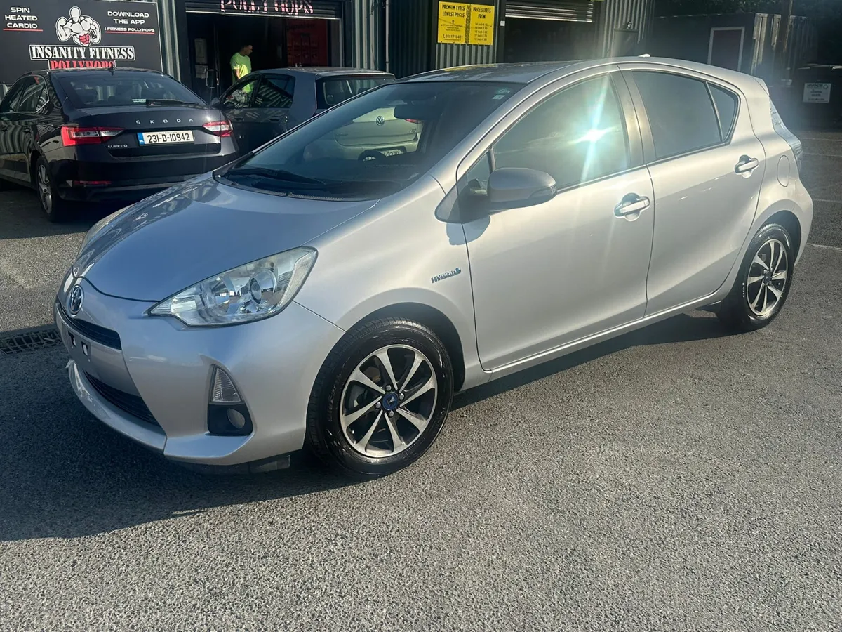 2014 TOYOTA AQUA 1.5L HYBRID PUSH START - Image 4