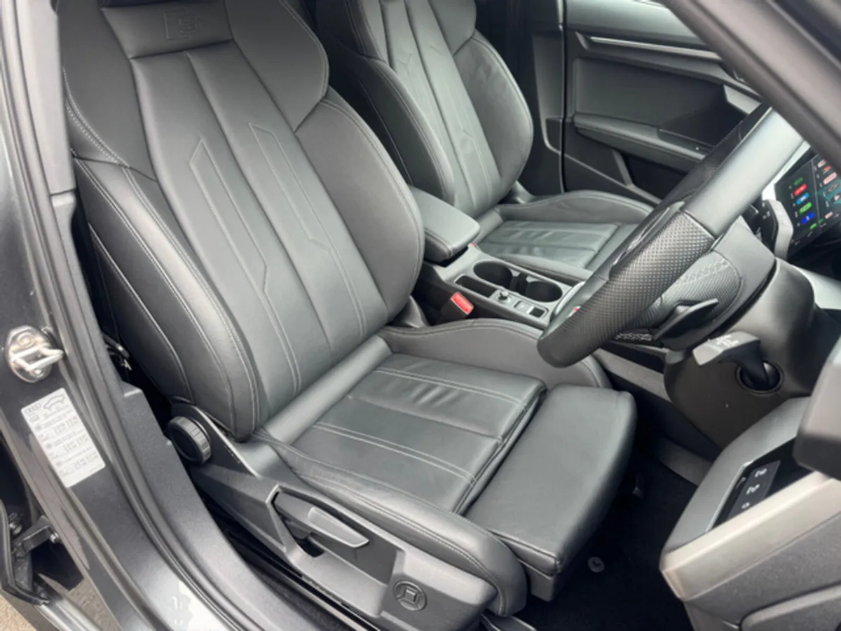 Audi A3 S LINE COMPETITION 45 TFSI E HYBRID//STUNN - Image 4