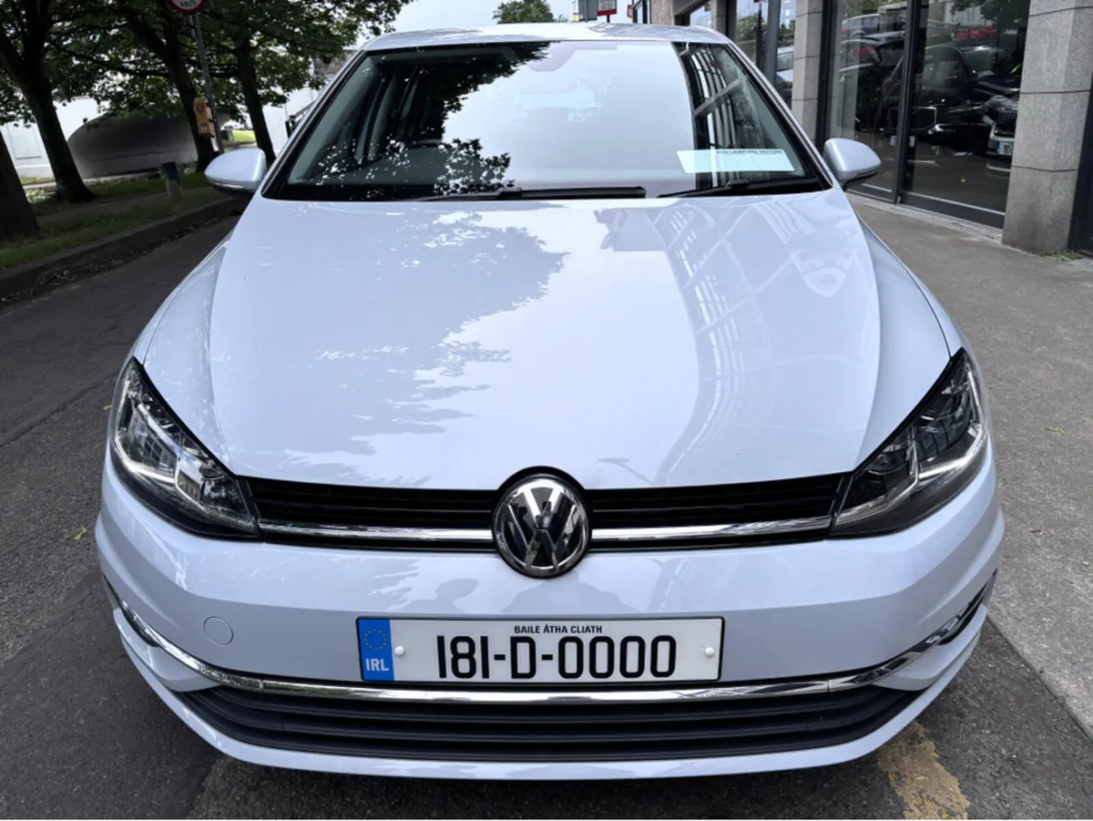 Volkswagen Golf 1.2 TSI COMFORLINE AUTO 5DR - Image 3