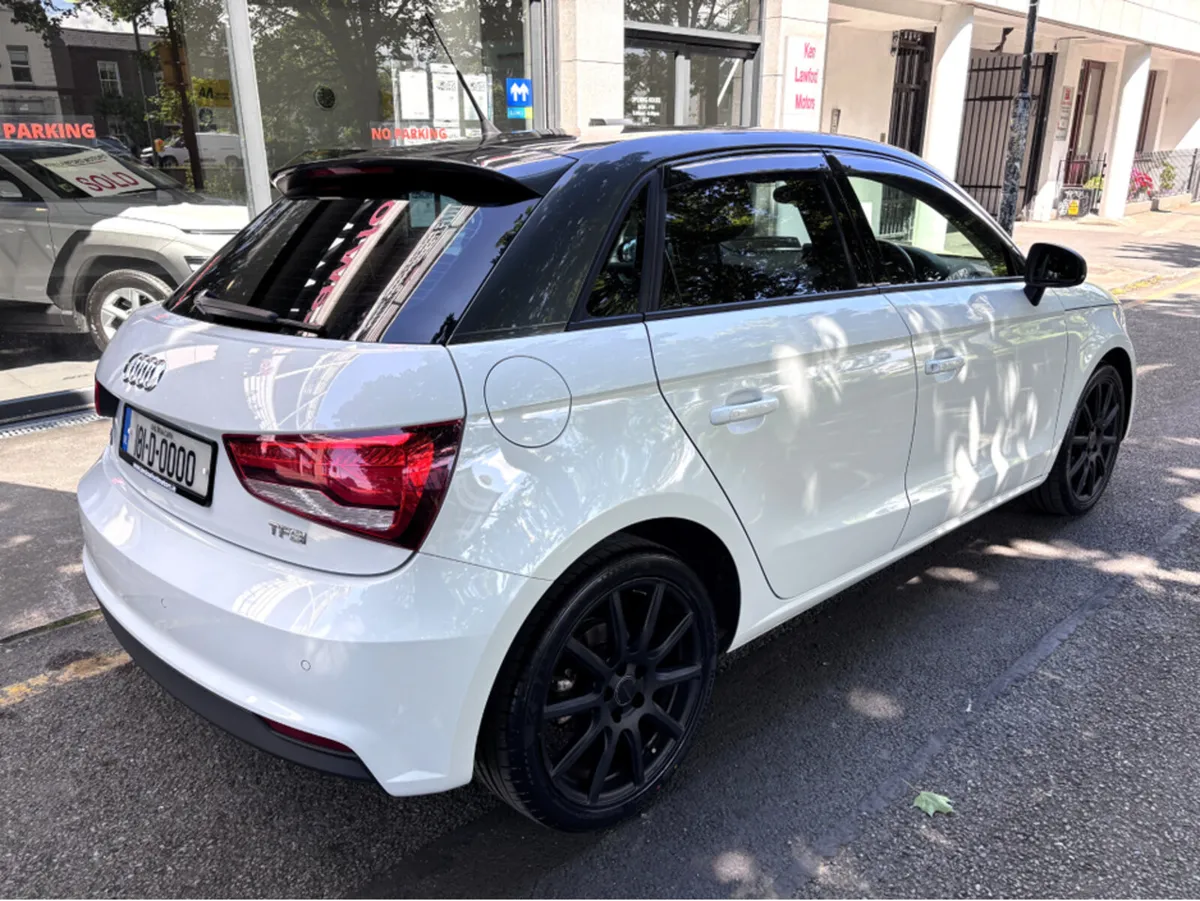 Audi A1 1.0 Tfsi AUTO SPORTBACK - Image 2