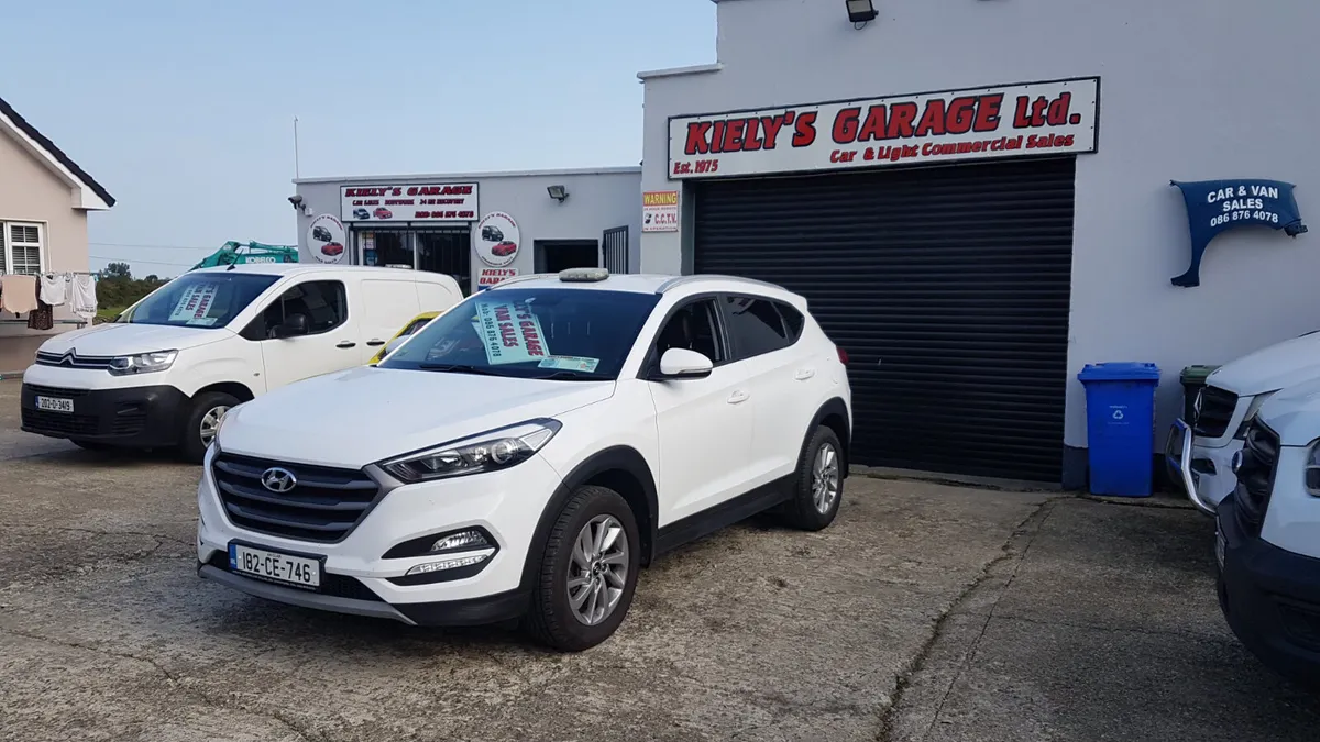 Hyundai Tucson 182 65KM AS NEW NO VAT - Image 3