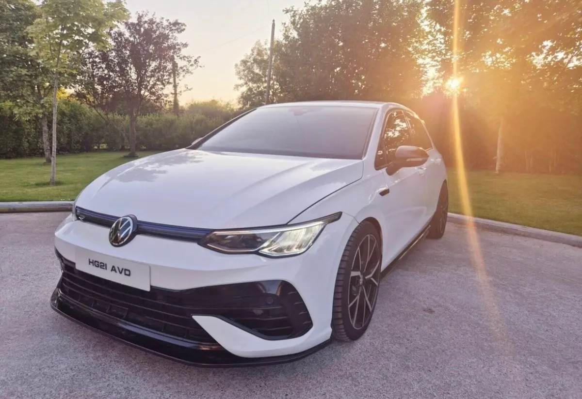 VW GOLF R - Image 1