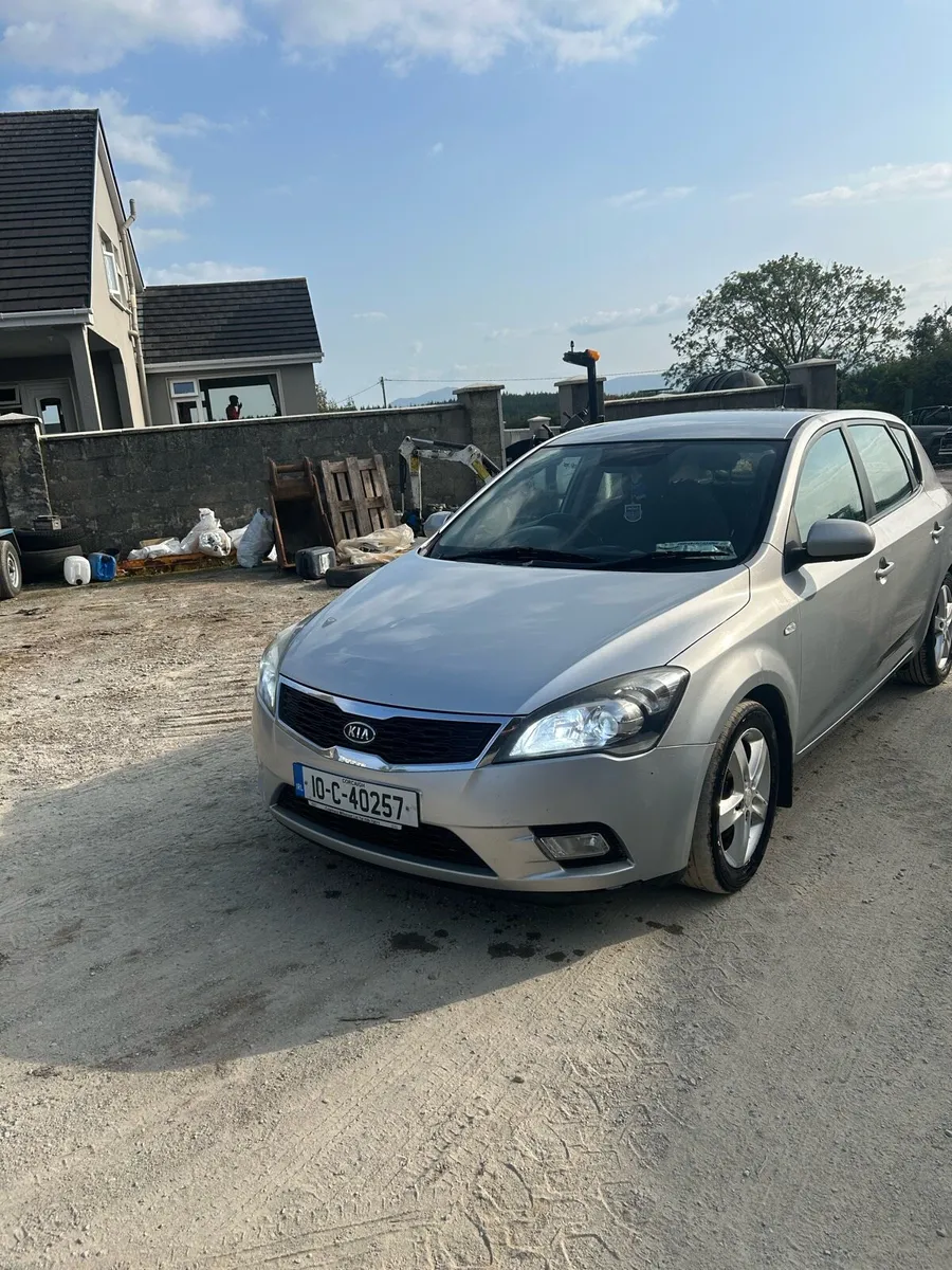 Kia Ceed - Image 1
