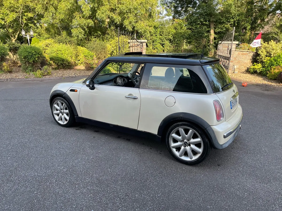 Mini Cooper - Image 3