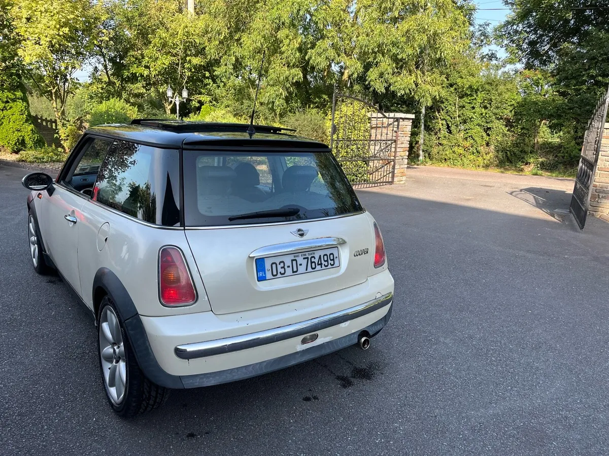 Mini Cooper - Image 4