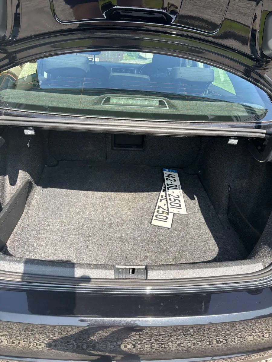 Volkswagen Jetta 2014 1.6 TDI - Image 4