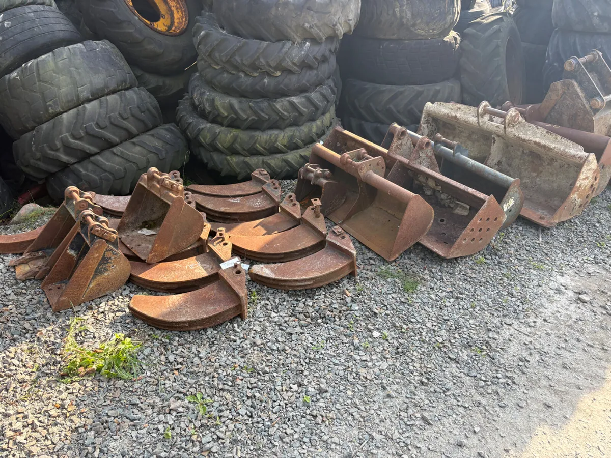 Grading buckets - Image 1