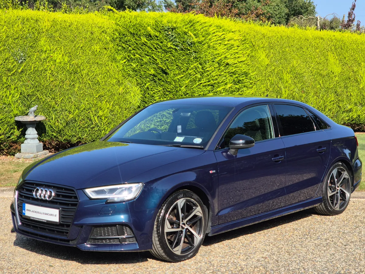 202'AUDI A3 1.6 TDI S-LINE Saloon - Image 3
