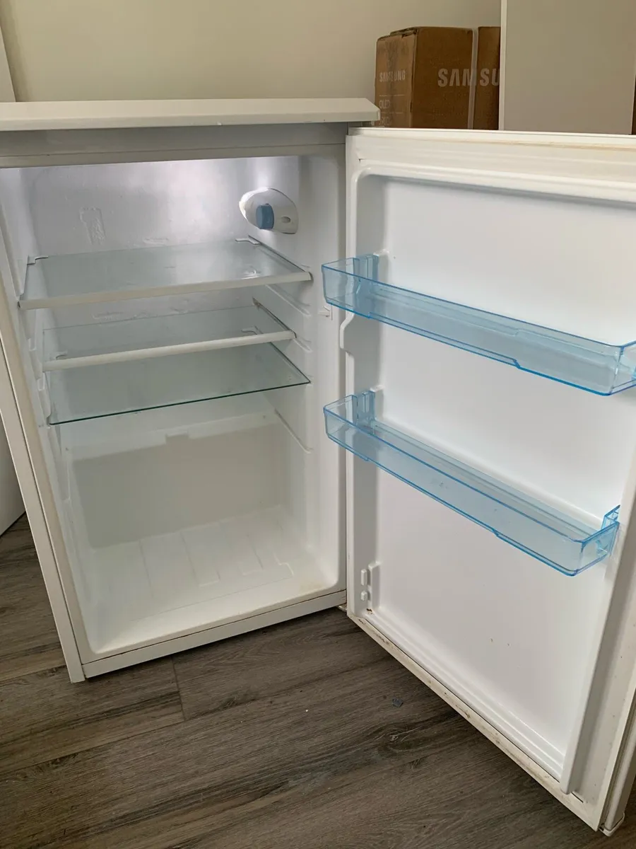 Fridge - Image 2