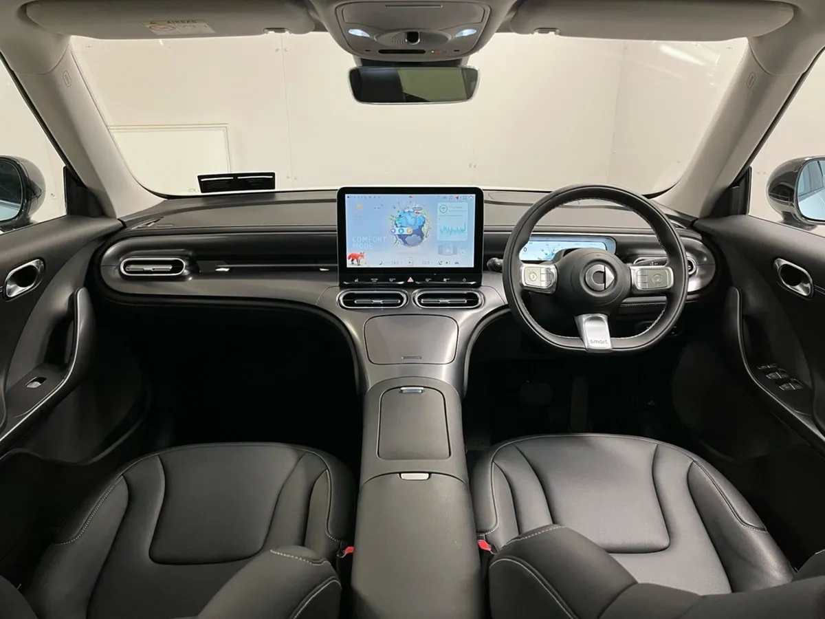 SMART #1 Pro  - Panoramic Glass Roof - Reversing - Image 4