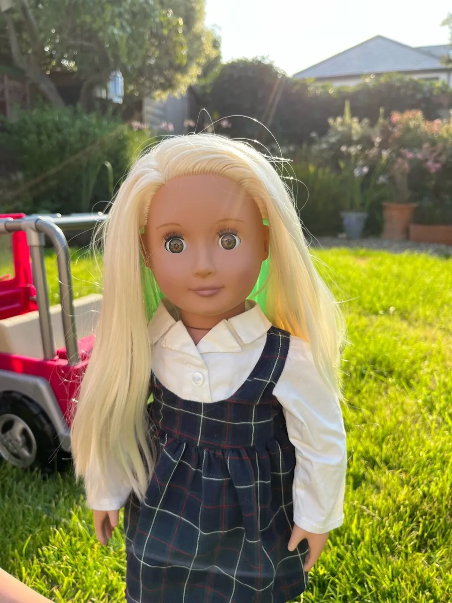 Our generation dolls and car - Image 2