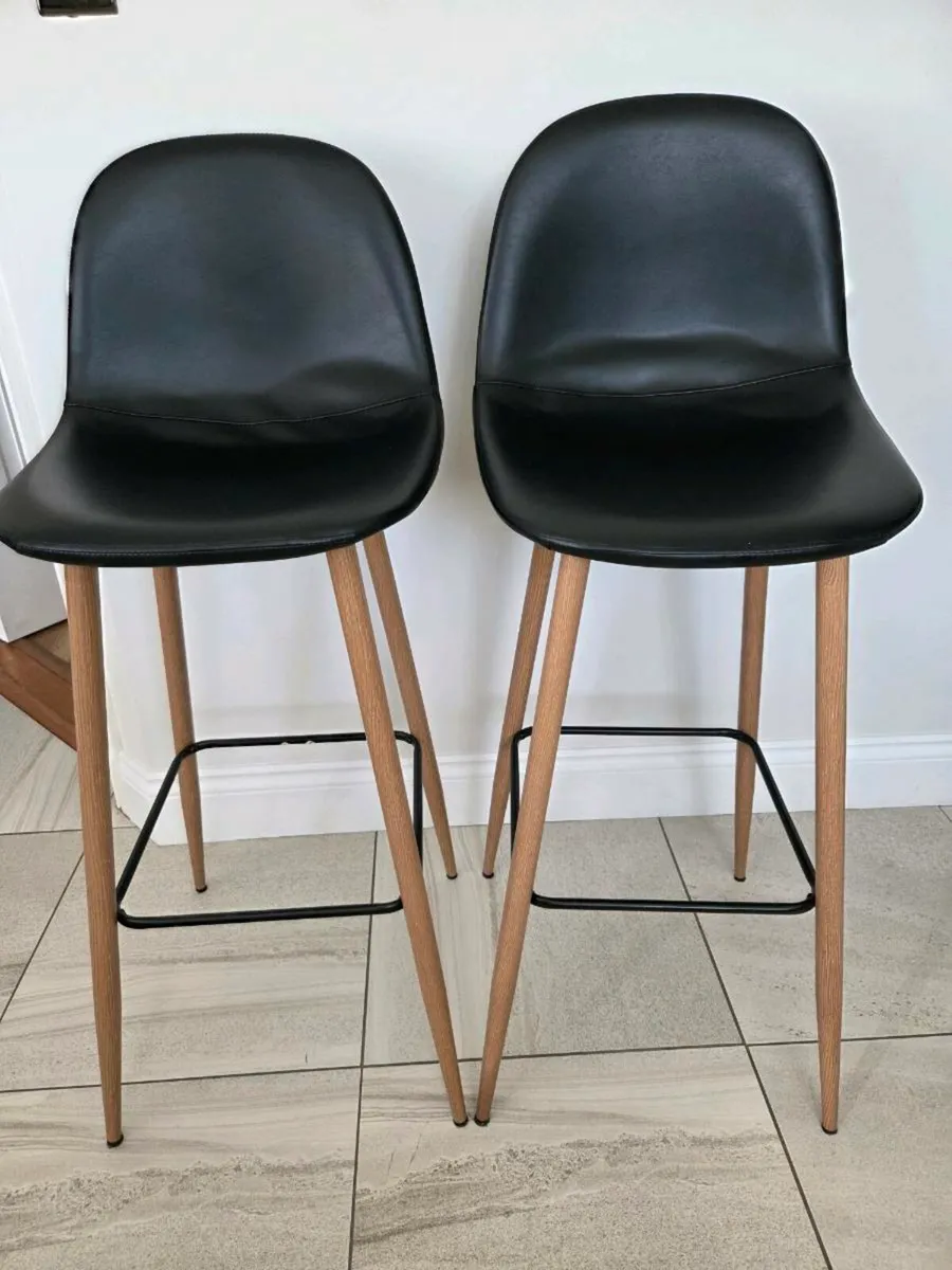 Bar stools - Image 1