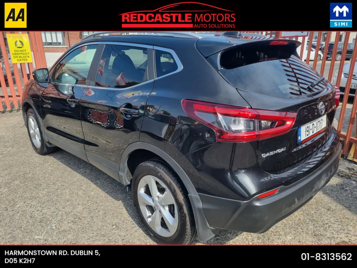 Nissan Qashqai 1.3 SV (NCT 01/27) - Image 3