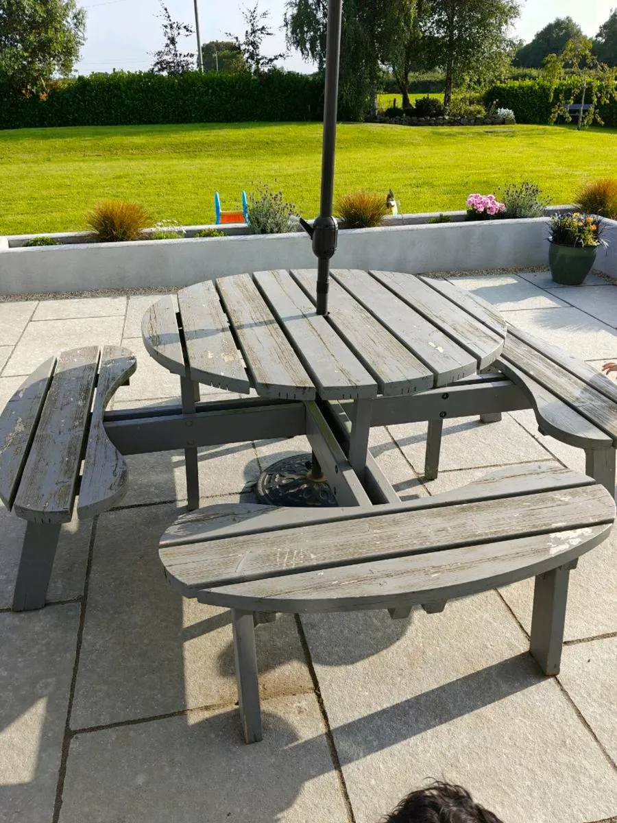 Wooden picnic bench - Image 2