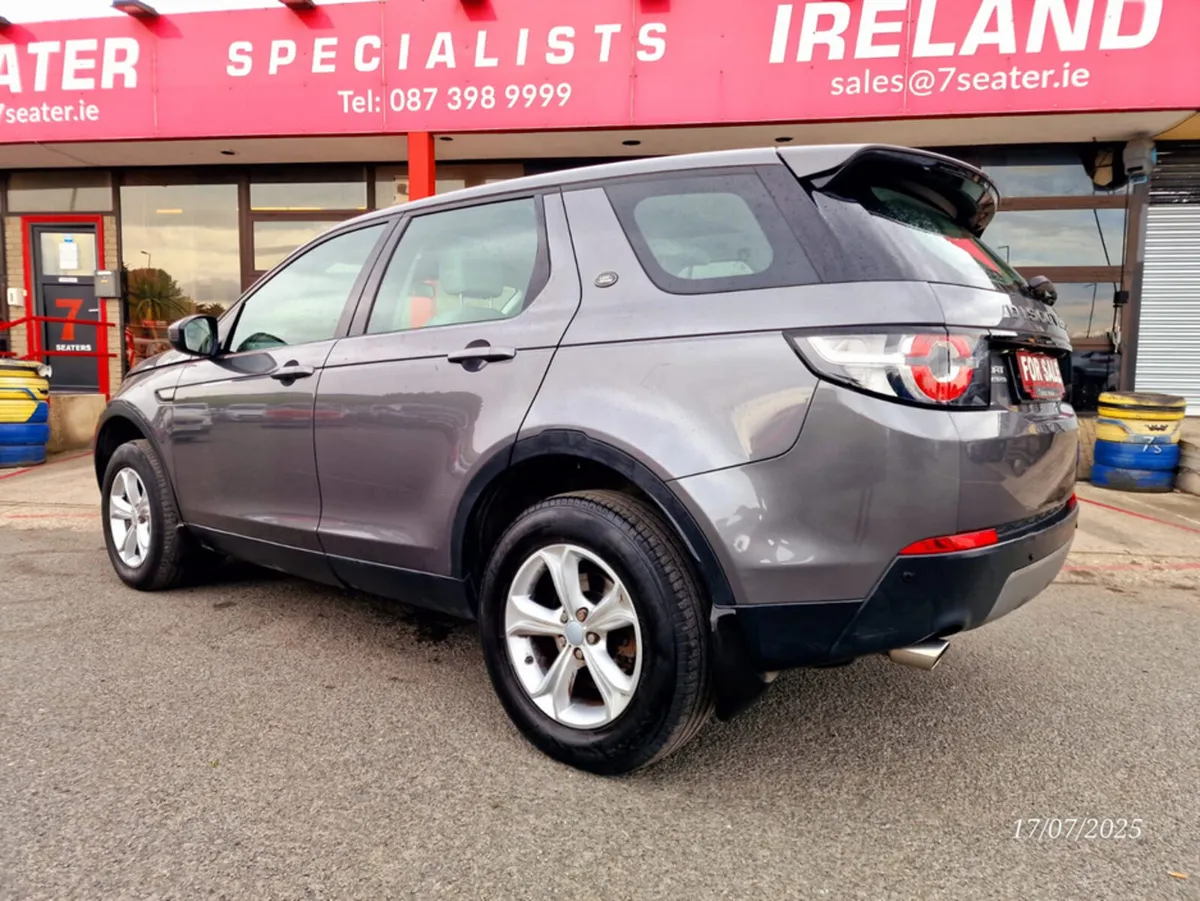 Land Rover Discovery Sport 2.0 TD4 SE 180BHP AUTOM - Image 4