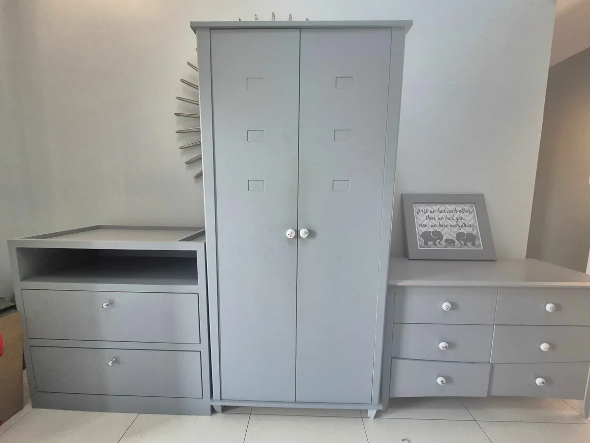 Nursery furniture - Image 1
