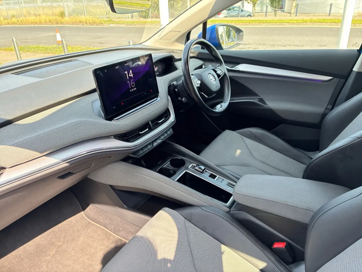 Skoda Enyaq 60 IV 5DR AUTO - Image 3