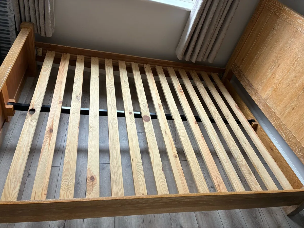 Wooden Kingsize bed frame - Image 2
