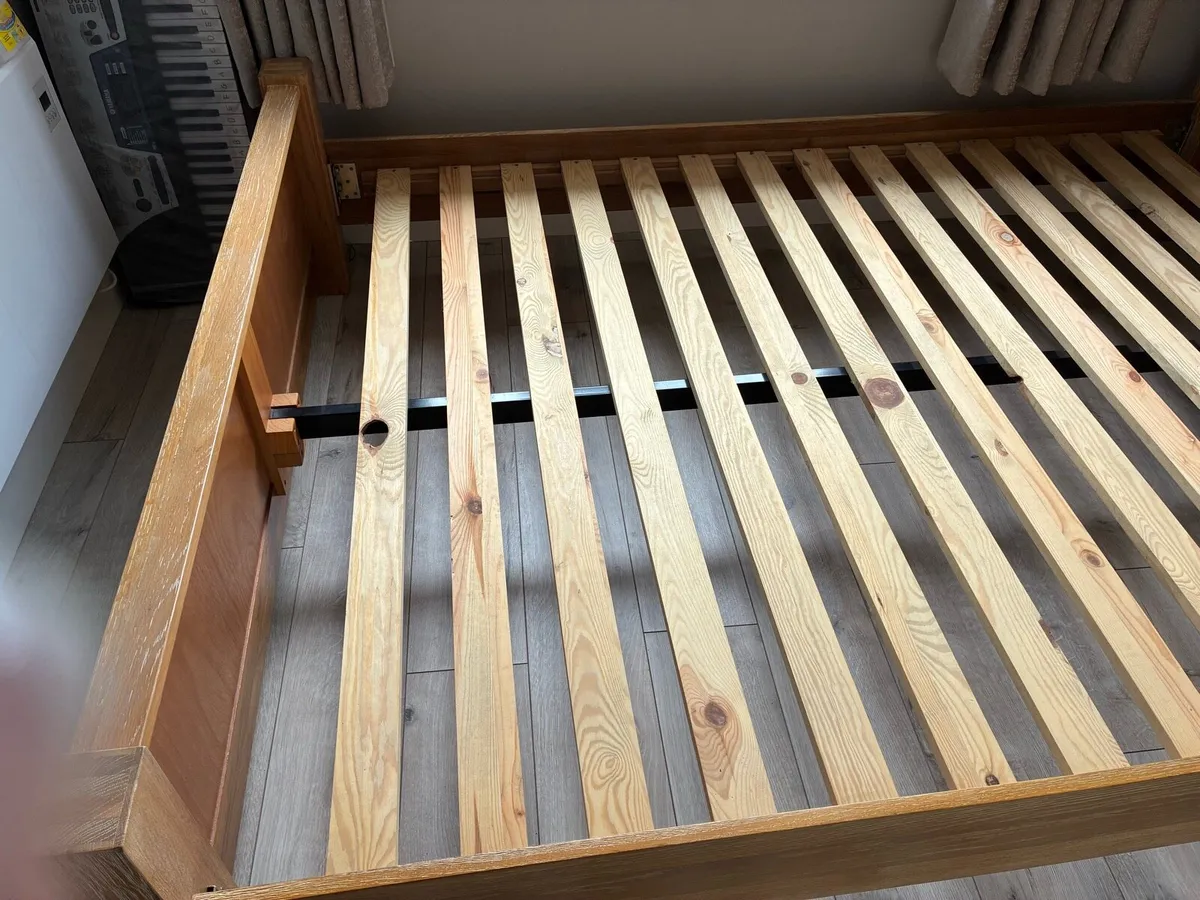 Wooden Kingsize bed frame - Image 4