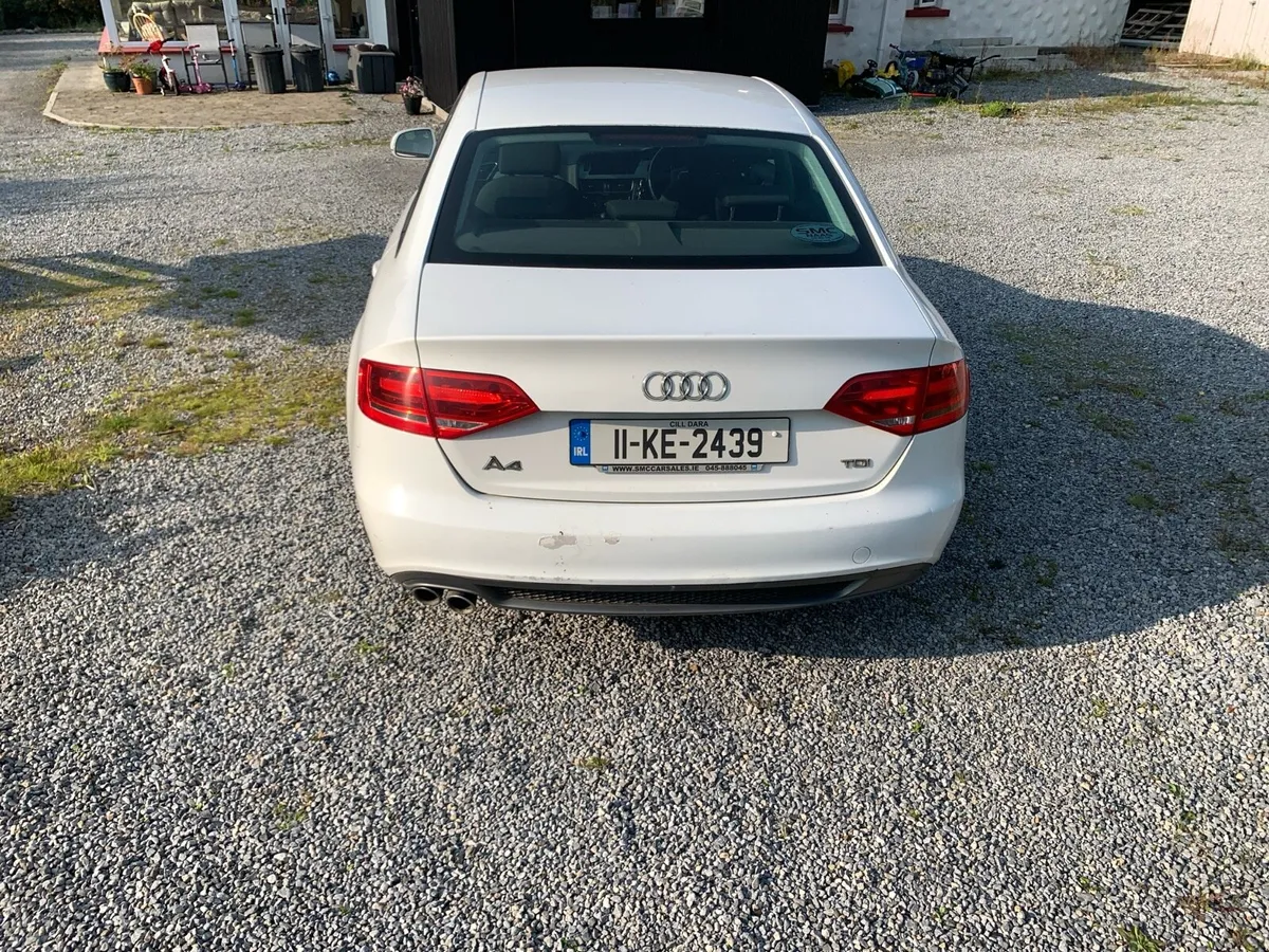 Audi A4 S line White - Image 4