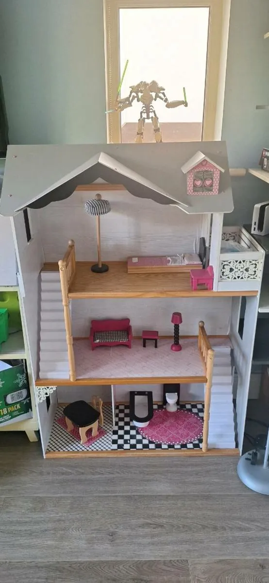 Dolls house