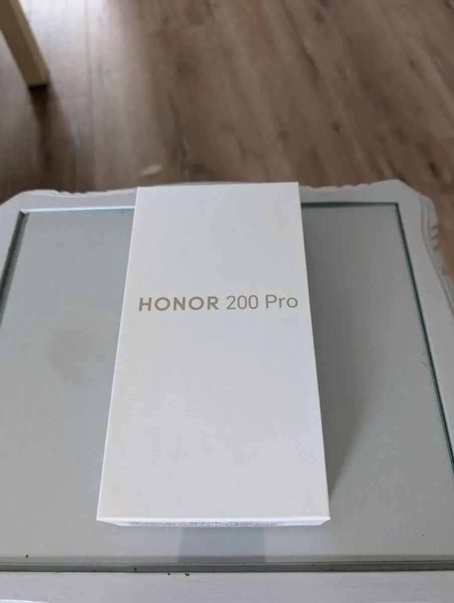 Honor 200 Pro - Image 1