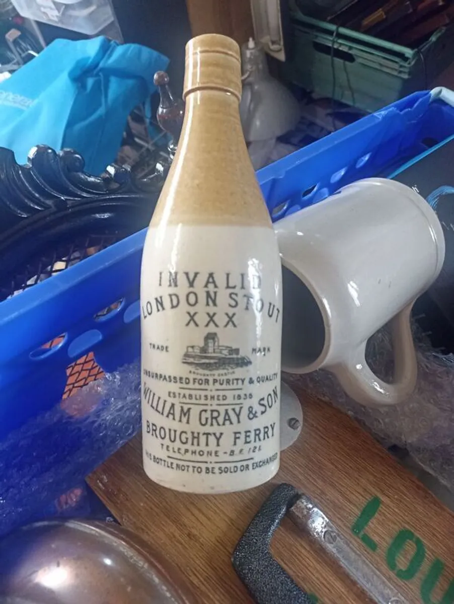 yard sale - Image 1