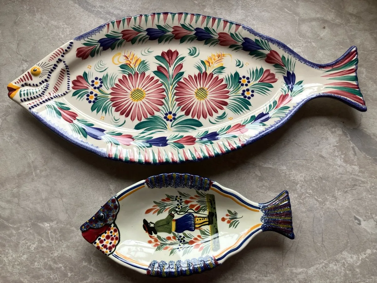 2 vintage HB Henriot Quimper French fish plates - Image 1