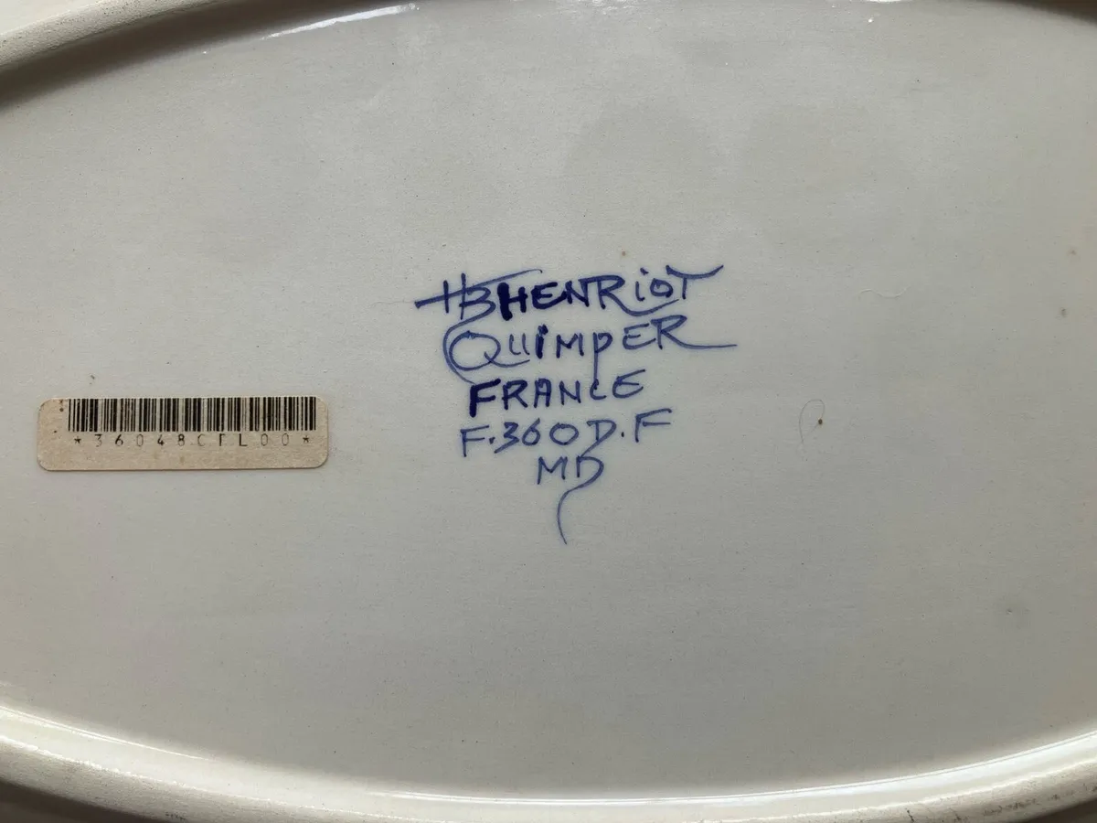 2 vintage HB Henriot Quimper French fish plates - Image 4