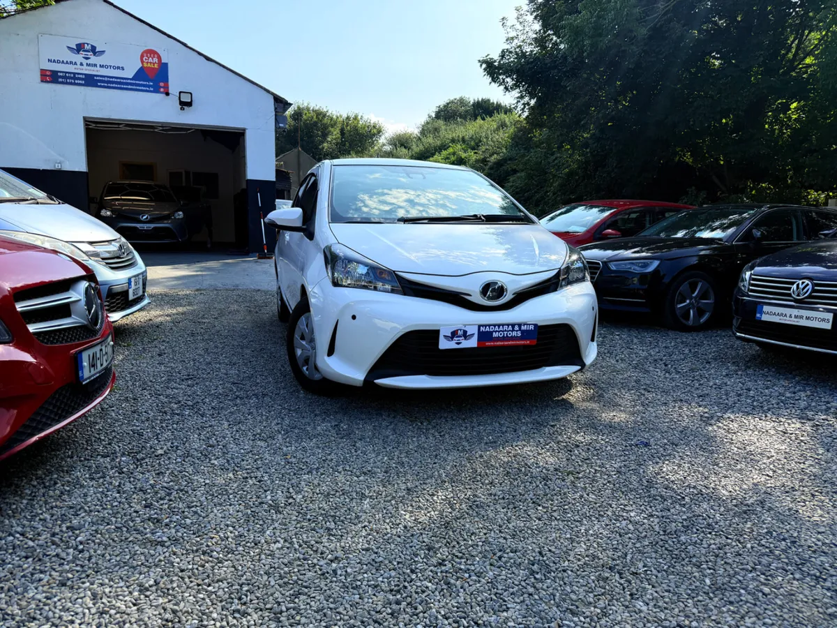 2016 Toyota Vitz low mileage (Automatic ) - Image 4