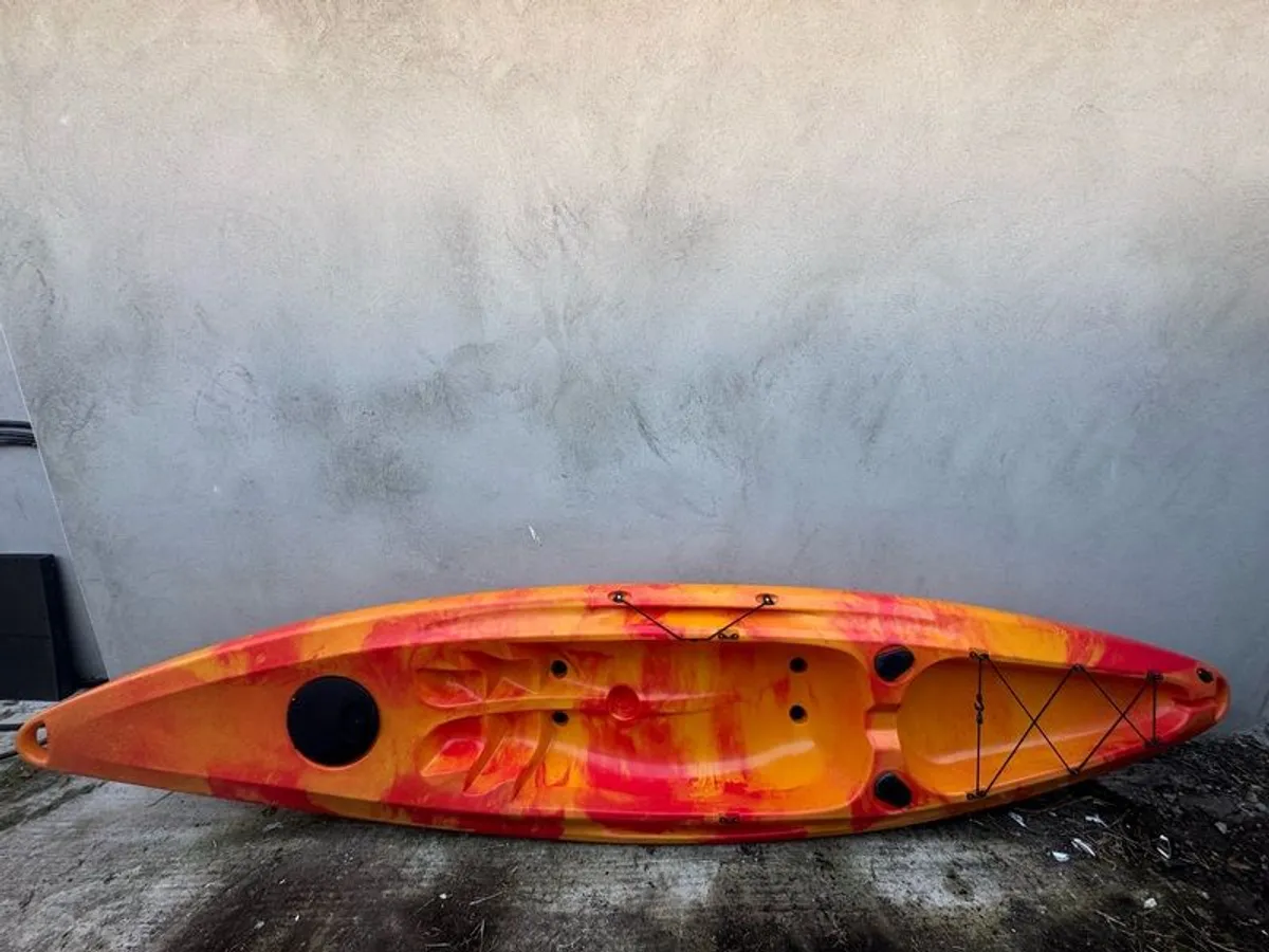 kayak - Image 1
