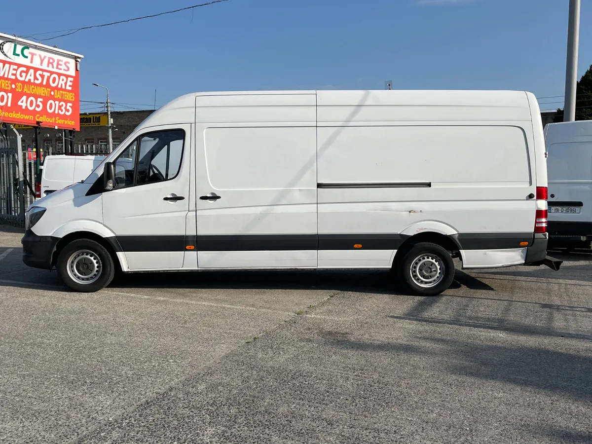 Mercedes-Benz Sprinter 2017 - Image 2