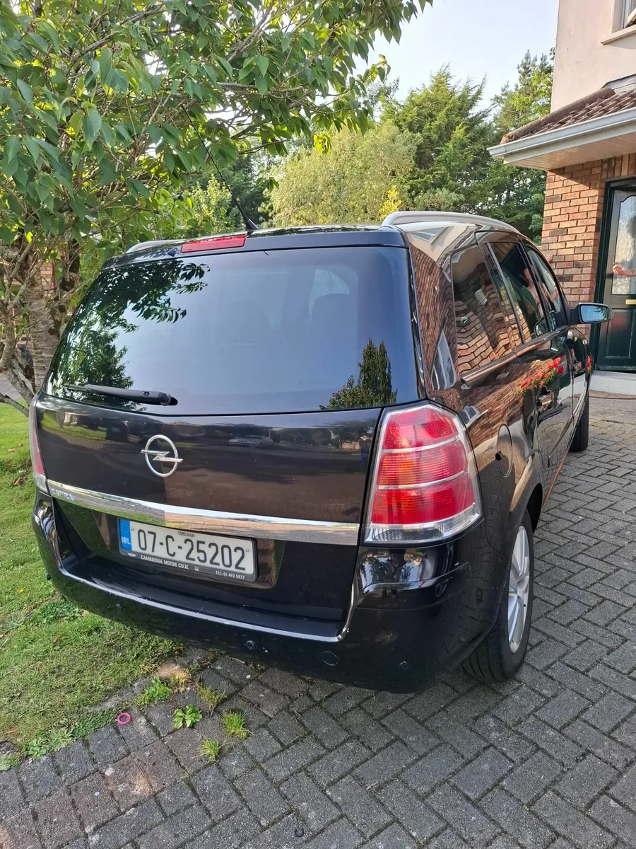 Opel Zafira 2007 - Image 2