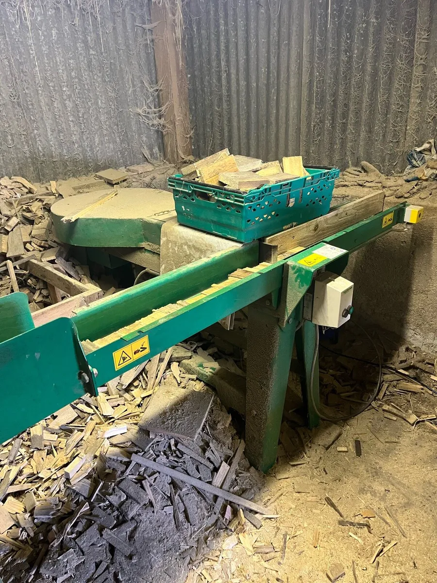 kindling machine and logsaw - Image 1