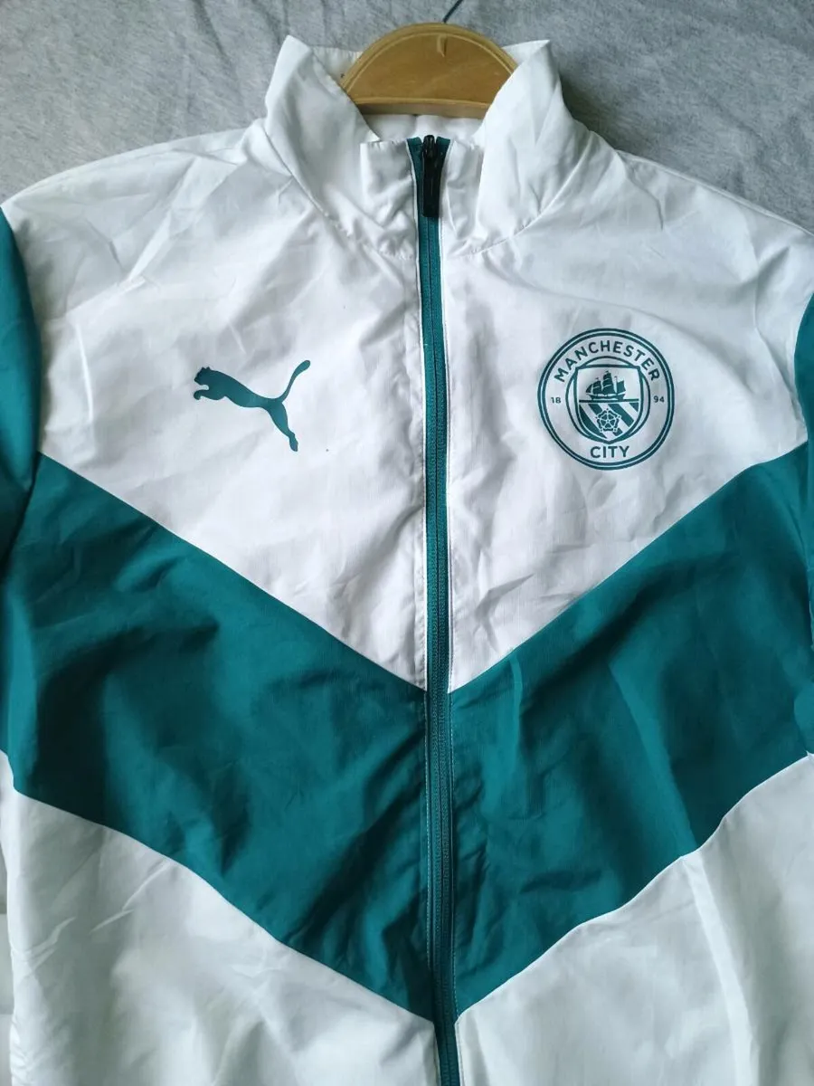 Man city pre match Tracktop - Image 2